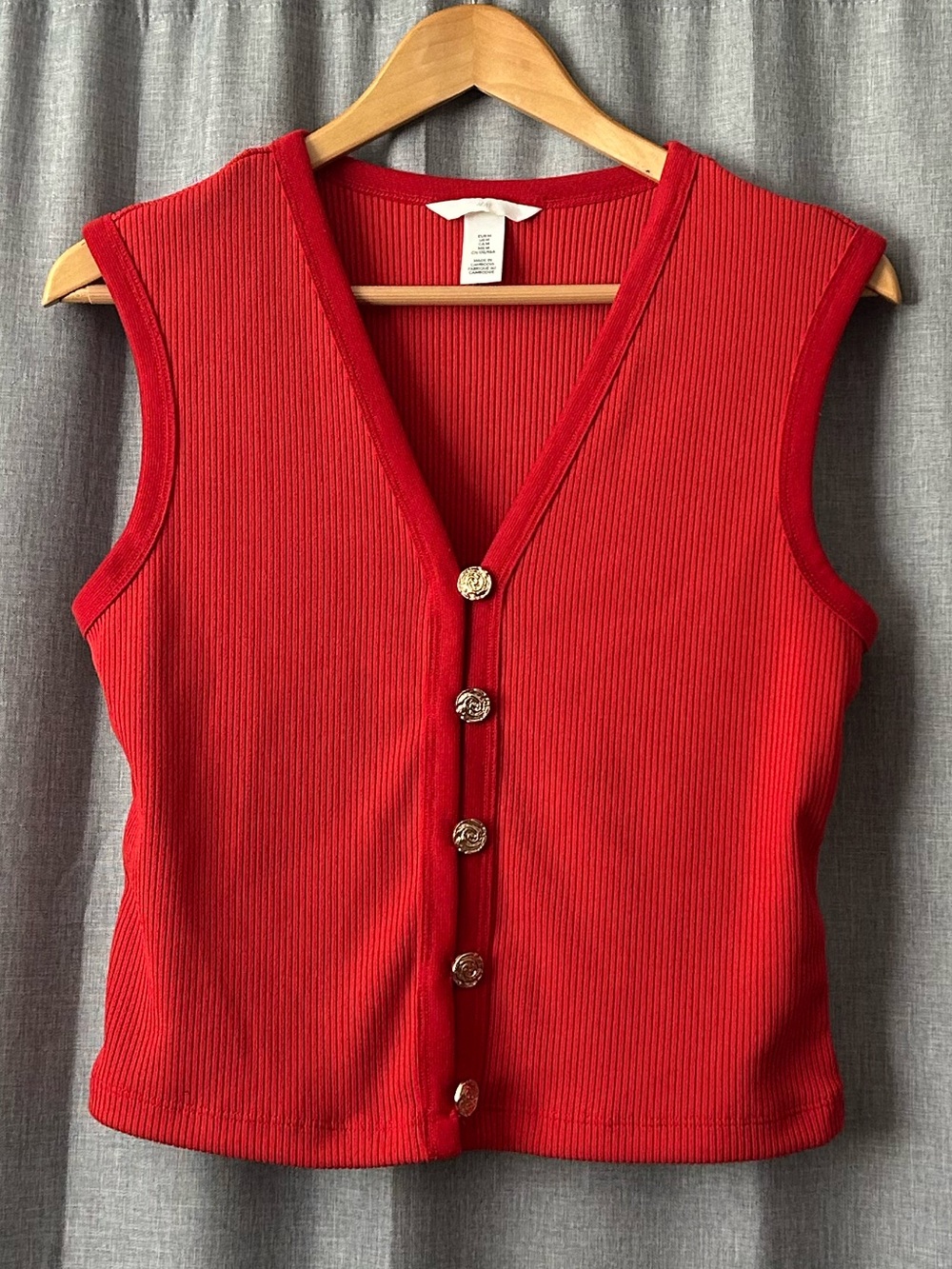 H&M Rib Knit Vest - Picture 1 of 6